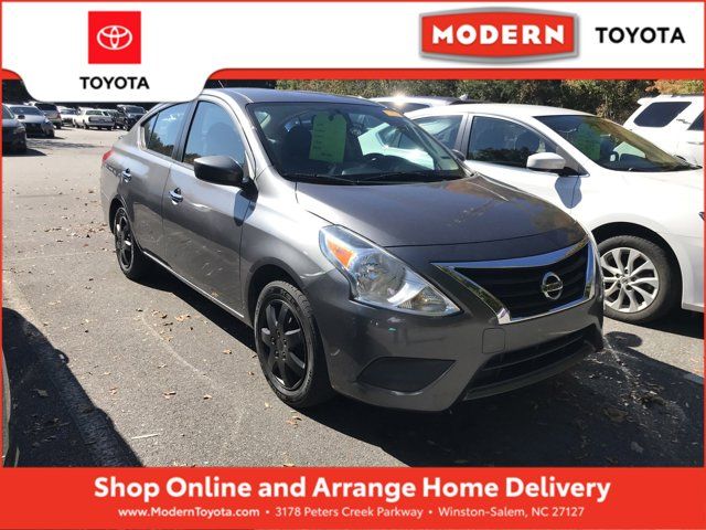 2016 Nissan Versa SV