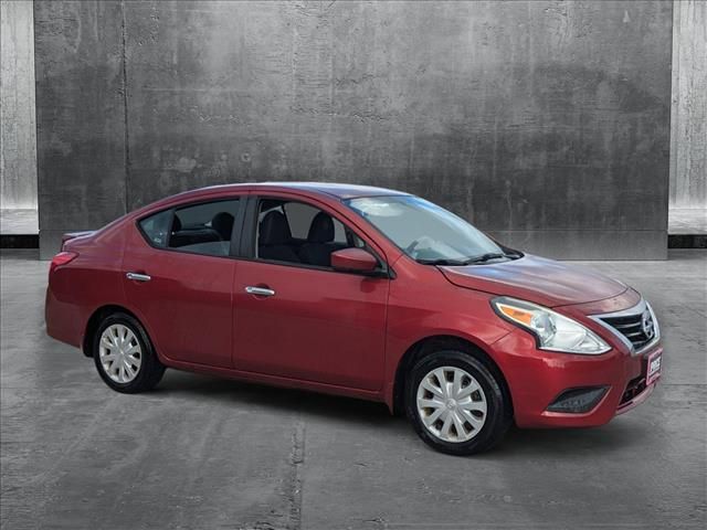 2016 Nissan Versa SV