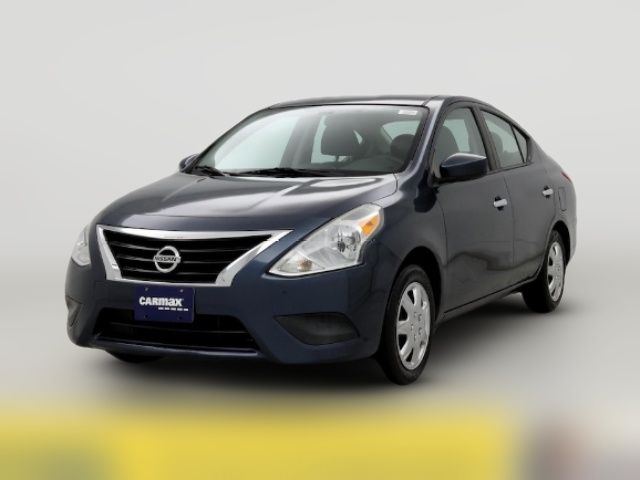 2016 Nissan Versa SV