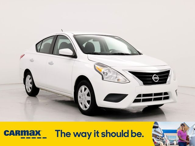 2016 Nissan Versa SV