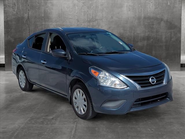 2016 Nissan Versa SV