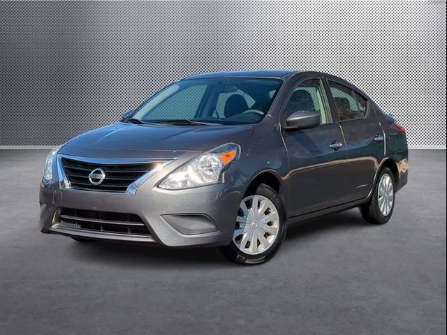 2016 Nissan Versa SV