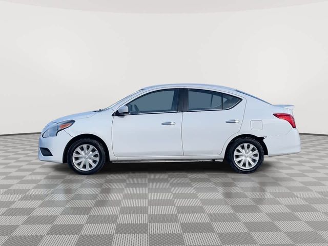 2016 Nissan Versa SV