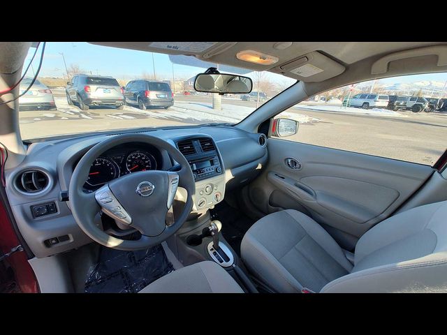 2016 Nissan Versa SV