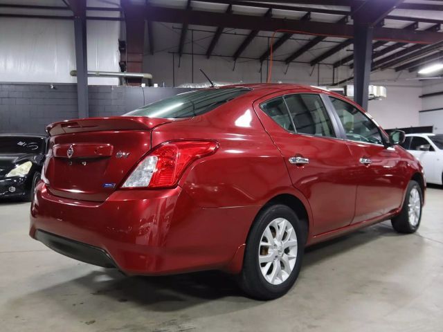 2016 Nissan Versa SV