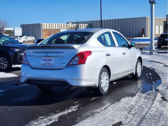 2016 Nissan Versa S Plus