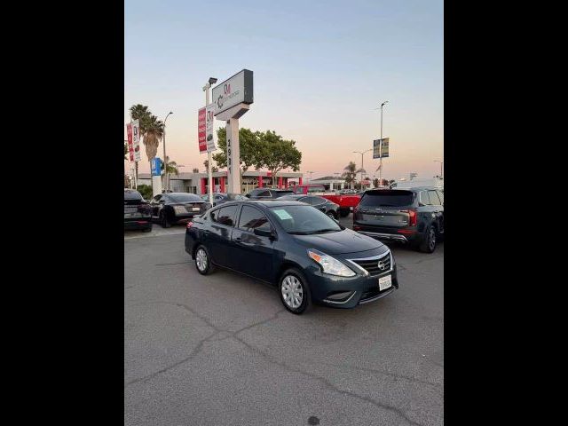 2016 Nissan Versa S Plus