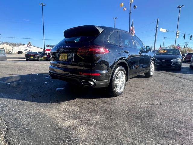 2016 Porsche Cayenne Base