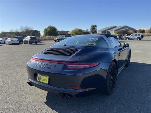 2016 Porsche 911 4 GTS