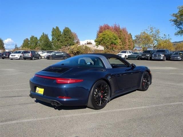 2016 Porsche 911 4 GTS