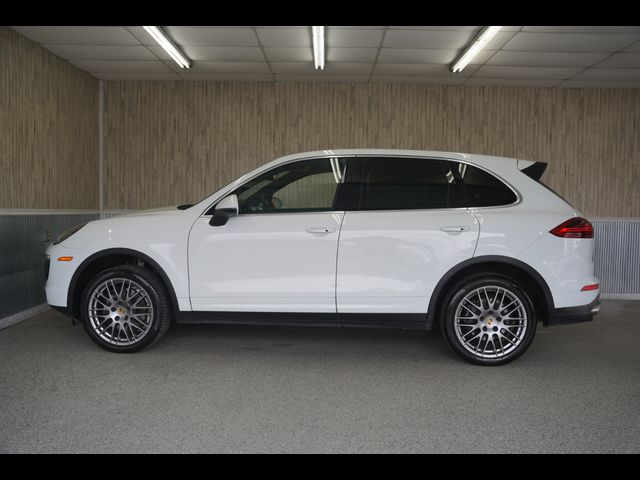 2016 Porsche Cayenne Base