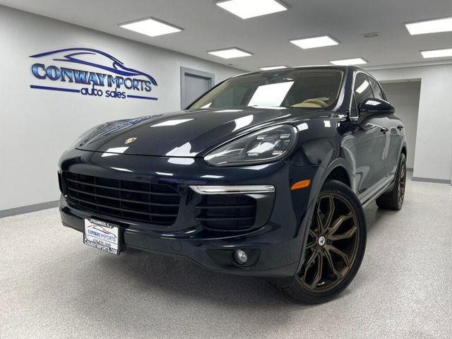 2016 Porsche Cayenne Base