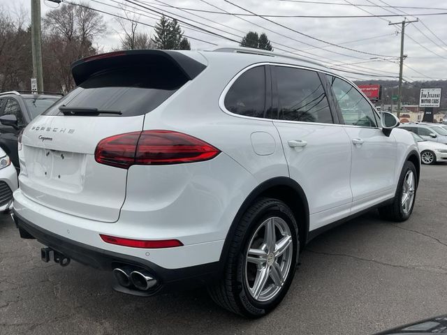 2016 Porsche Cayenne Base