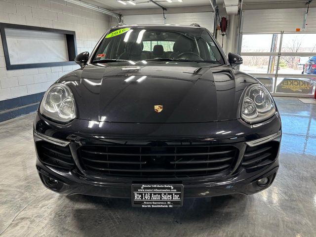 2016 Porsche Cayenne Base