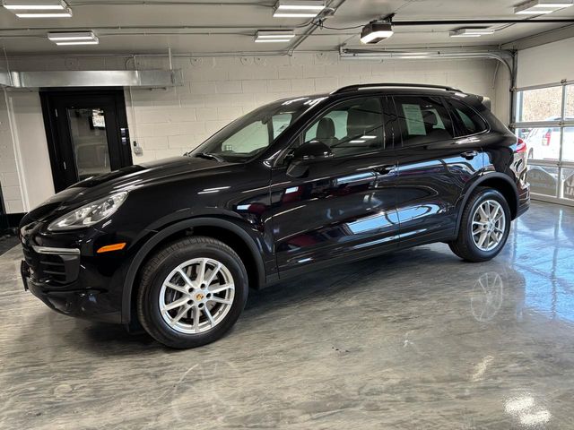 2016 Porsche Cayenne Base