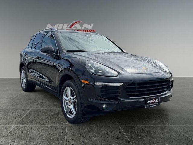 2016 Porsche Cayenne Base