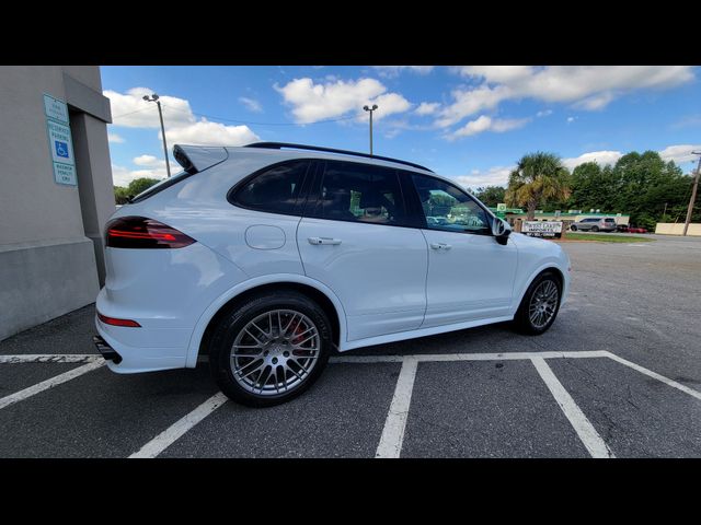 2016 Porsche Cayenne GTS