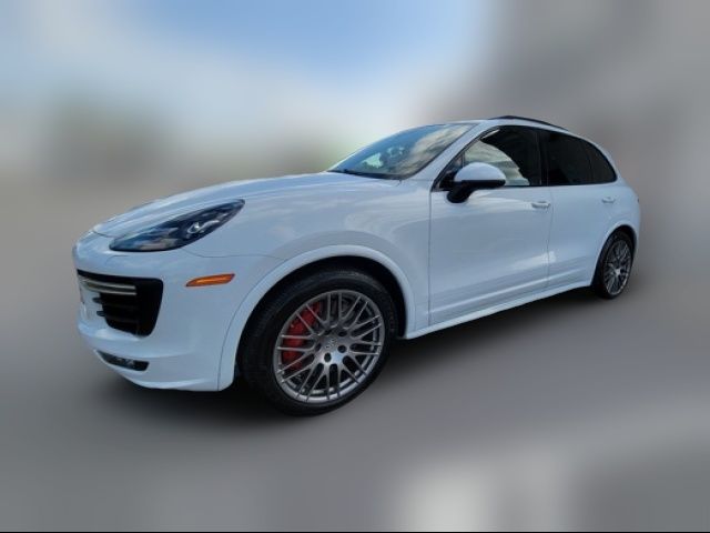 2016 Porsche Cayenne GTS