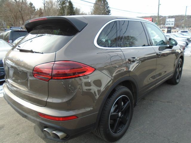 2016 Porsche Cayenne S