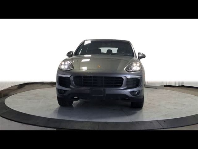 2016 Porsche Cayenne Base