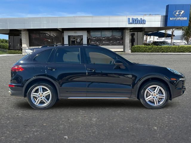 2016 Porsche Cayenne Base
