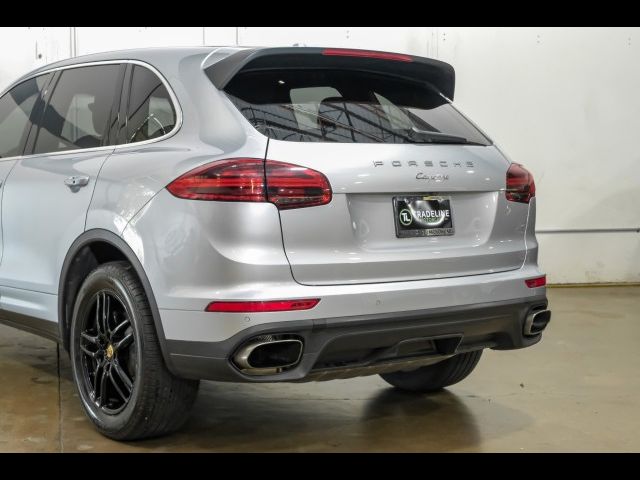 2016 Porsche Cayenne Base