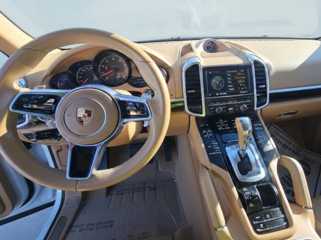 2016 Porsche Cayenne Base