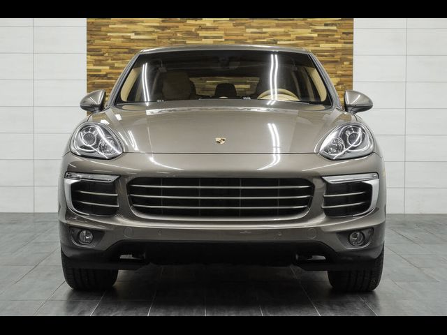 2016 Porsche Cayenne Base