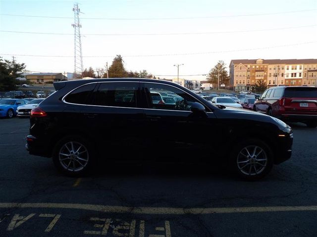 2016 Porsche Cayenne Base