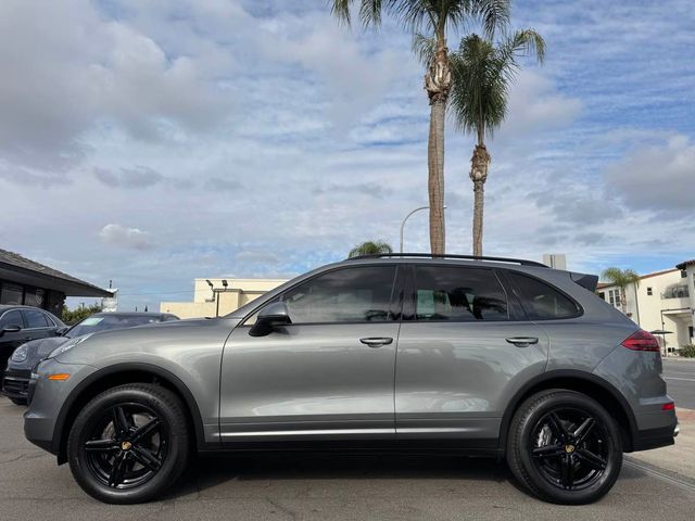 2016 Porsche Cayenne Base