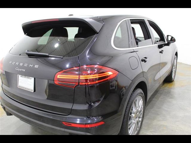 2016 Porsche Cayenne Base