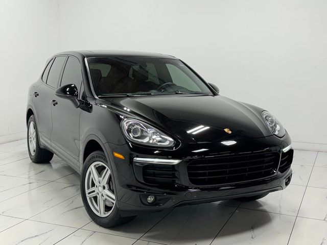 2016 Porsche Cayenne Base