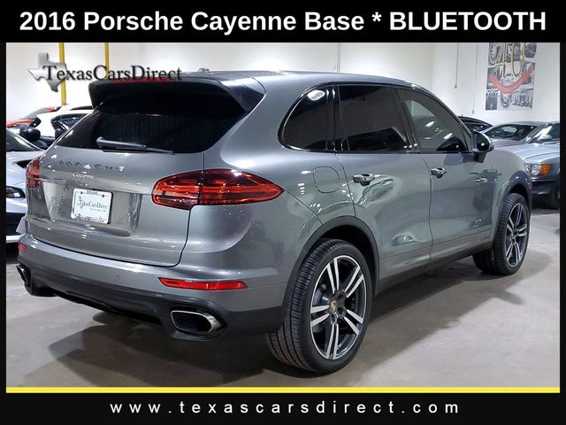 2016 Porsche Cayenne Base