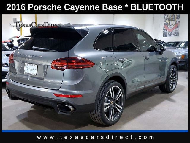 2016 Porsche Cayenne Base