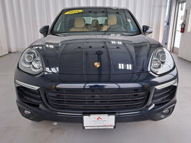 2016 Porsche Cayenne Base