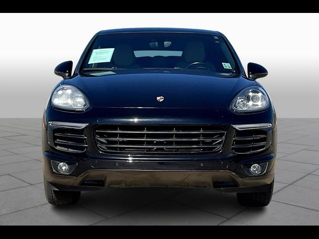 2016 Porsche Cayenne Base