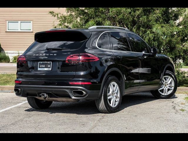 2016 Porsche Cayenne Base