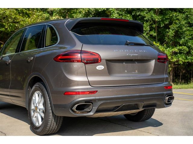 2016 Porsche Cayenne Base