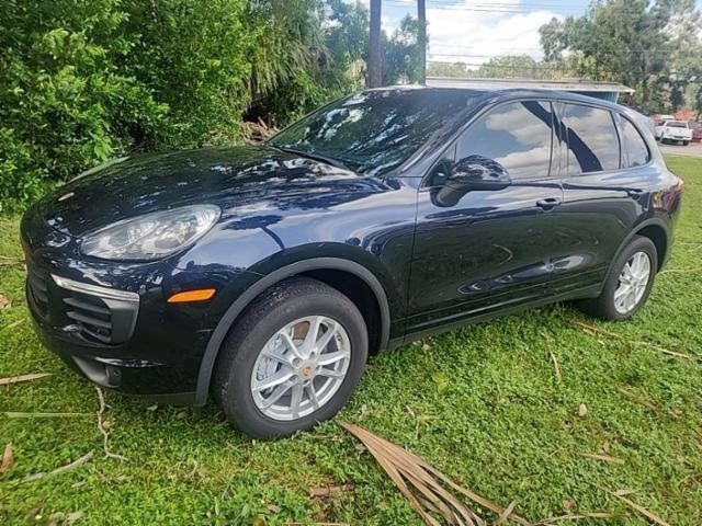 2016 Porsche Cayenne Base