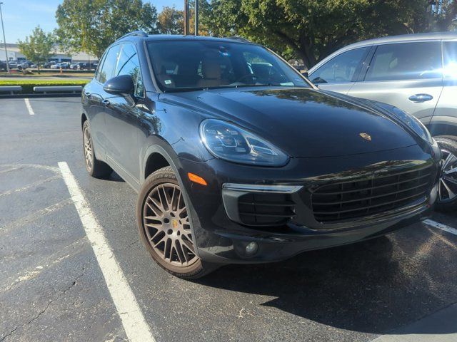 2016 Porsche Cayenne Base