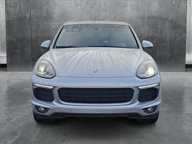 2016 Porsche Cayenne Base