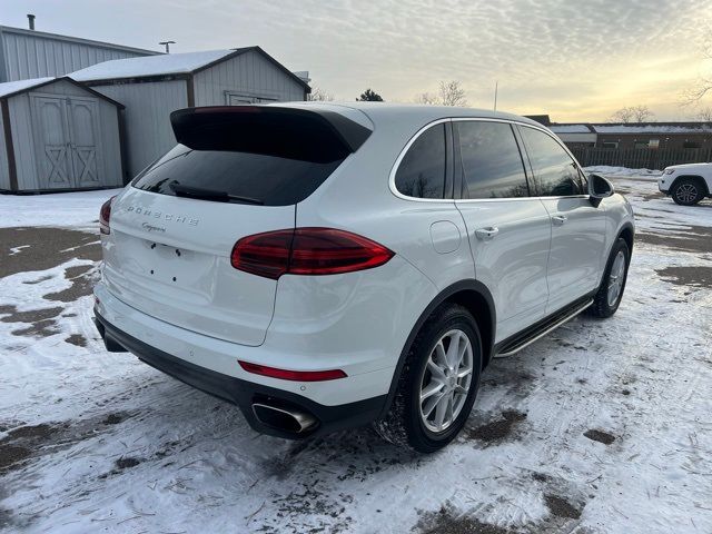 2016 Porsche Cayenne Base