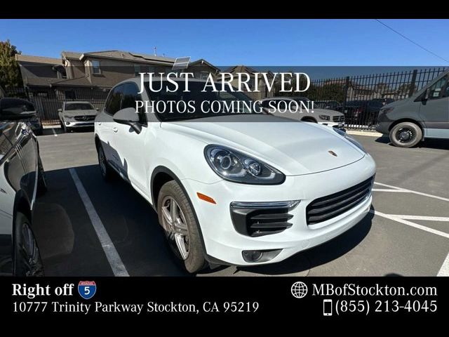 2016 Porsche Cayenne Base