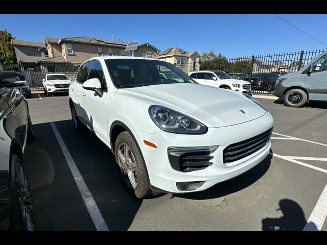 2016 Porsche Cayenne Base