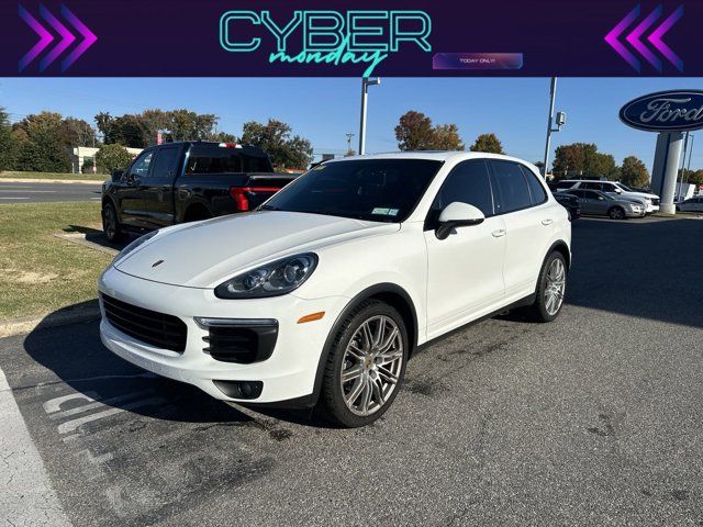 2016 Porsche Cayenne Base