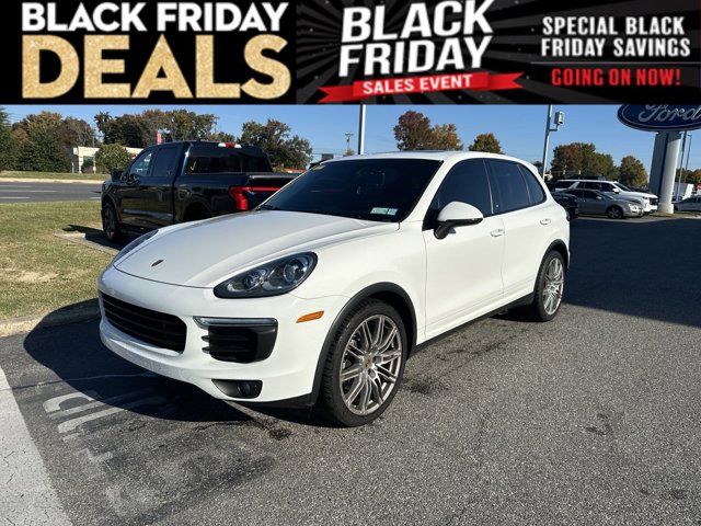 2016 Porsche Cayenne Base