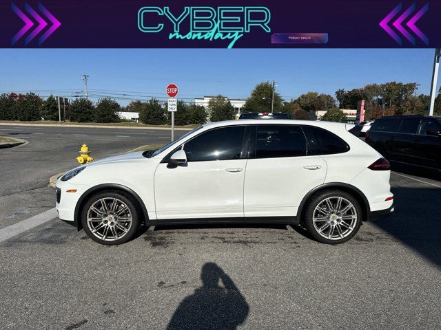 2016 Porsche Cayenne Base