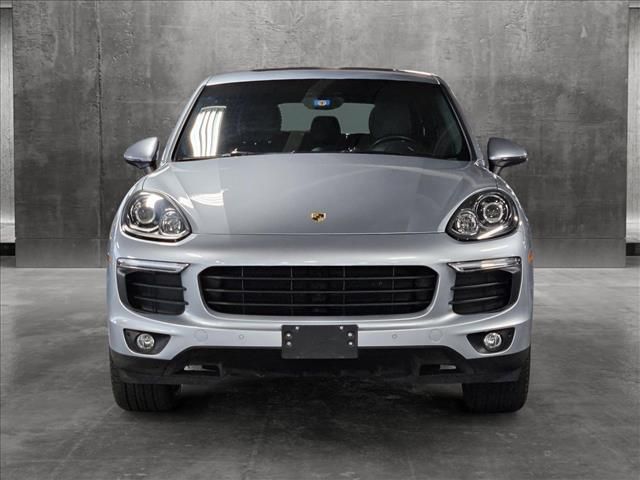 2016 Porsche Cayenne Base