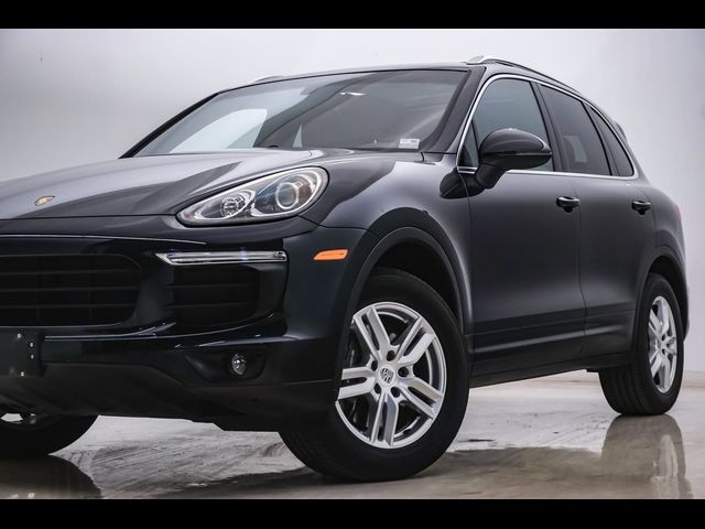 2016 Porsche Cayenne Base