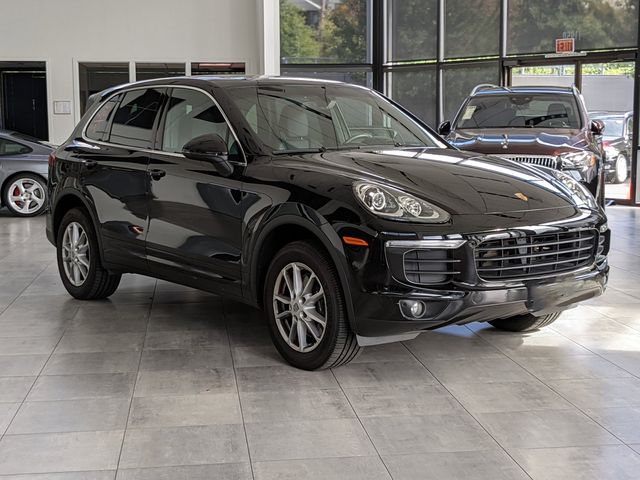 2016 Porsche Cayenne Base